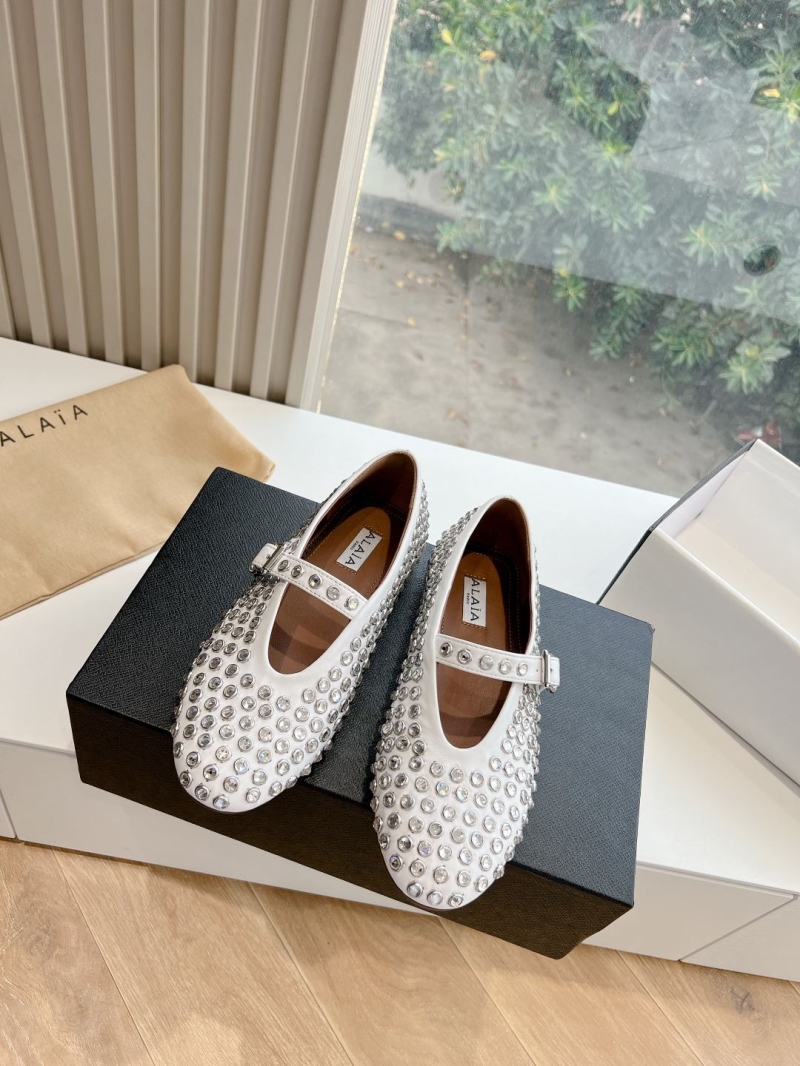 Alaia Flat Shoes